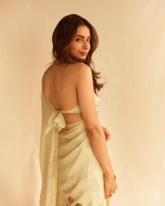 Rakul Preet Singh Hot Photos: 20 Bold Pics That Shows Her Sensational Avatar