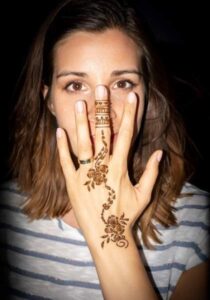 simple mehndi