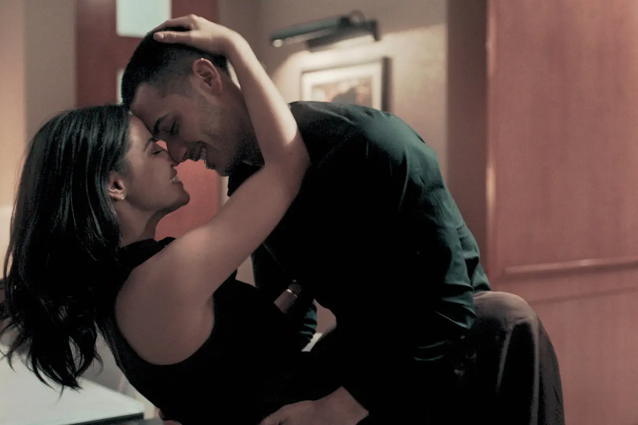 7 Hot English Web Series To Watch On Netflix Right Now Flickonclick