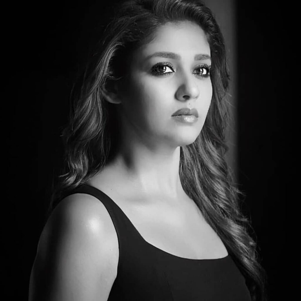 Nayanthara hot and sexy black and white photos