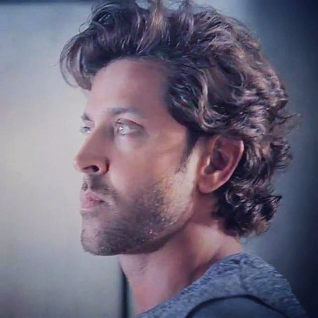 hrithikroshankrrishlonghair230712  Bollywoodlifecom