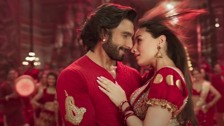 Rocky Aur Rani Kii Prem Kahaani First Review: An Exceptional Family Entertainer
