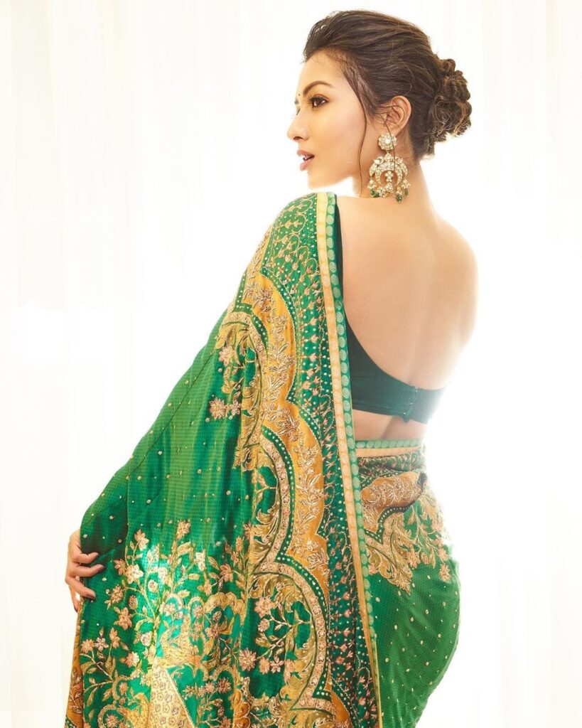 Top 10 Catherine Tresa Hot and Sexy Photos