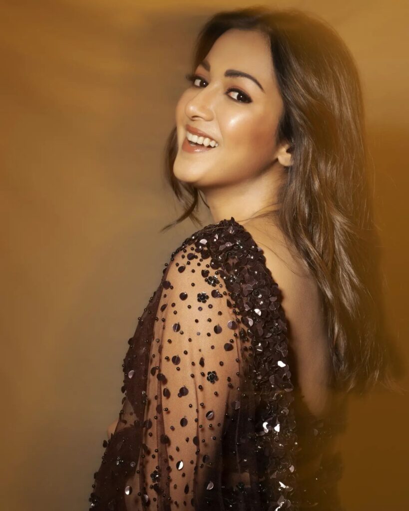 Top 10 Catherine Tresa Hot and Sexy Photos