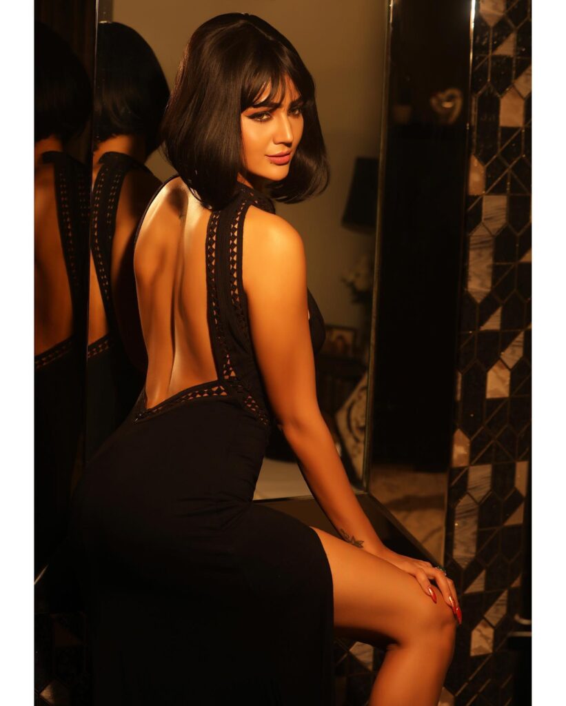 Top 10 Soniya Bansal Hot and Sexy Photos