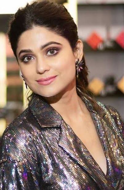 Top 10 Flop Actress of Bollywood