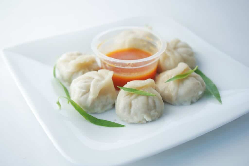 momos