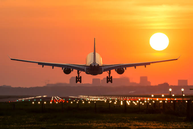 3 Simple Tips to Save Big on Flight Tickets