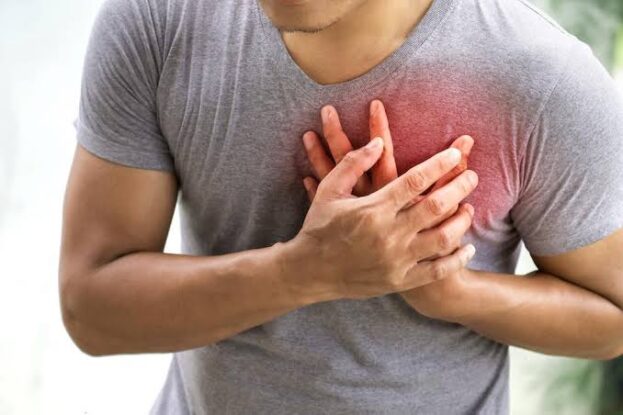 7 Early Warning Signs of Heart Attack
