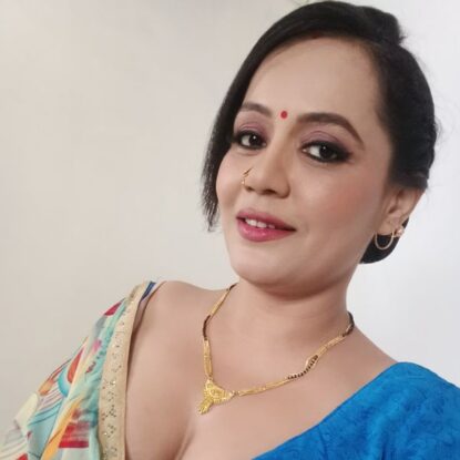 Soni Jha is one of the leading actress in PrimePlay