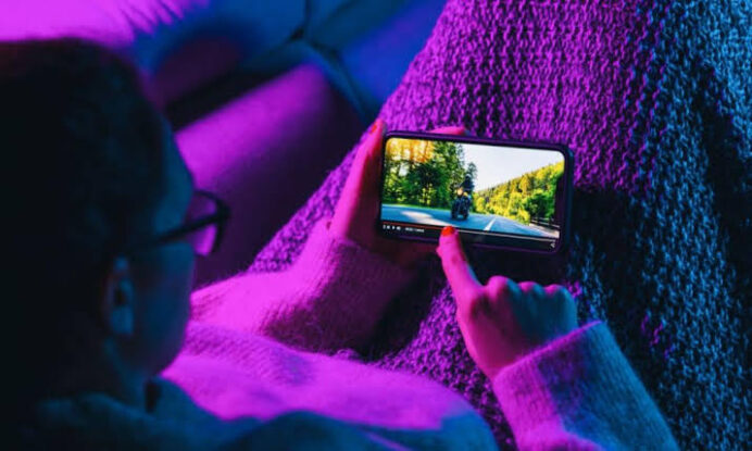 Free TV, Watch Videos Without Internet: Know What D2M Technology Is