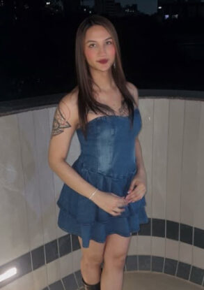 Hot and Sexy Photos of Anaya Bangar That Will Leave You Speechless