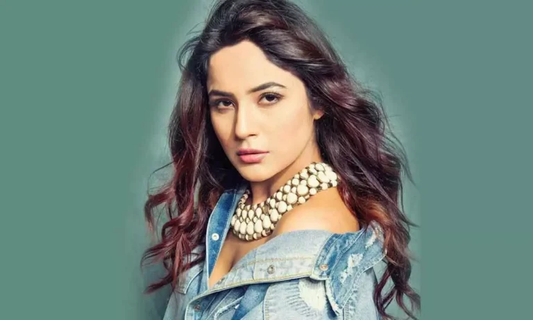 Shehnaaz Gill Age, Height, Weight, Measurements, Net Worth, Biography Shehnaaz Gill Biography