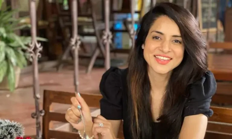 Simple Kaul Biography