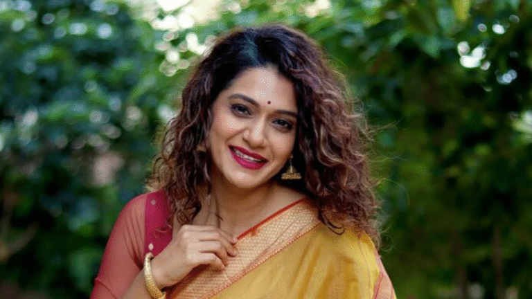 Urmilla Kothare Biography, Age, Height, Measurements, Husband, Net Worth Urmilla Kothare Biography