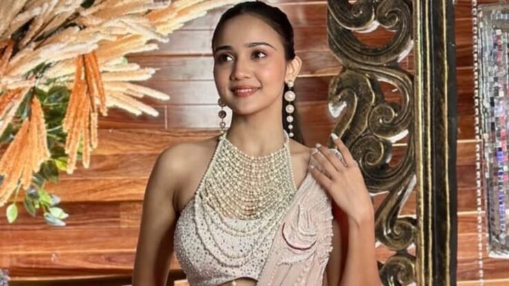 Ashi Singh Hot Photos