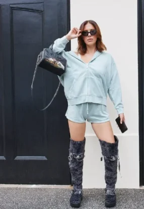 10 Unseen Hot Pics of Millie Bobby Brown That Will Leave You Surprised