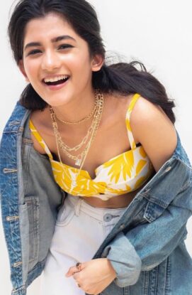 Hot and Sexy Photos of Ashlesha Thakur That Will Leave You Amazed