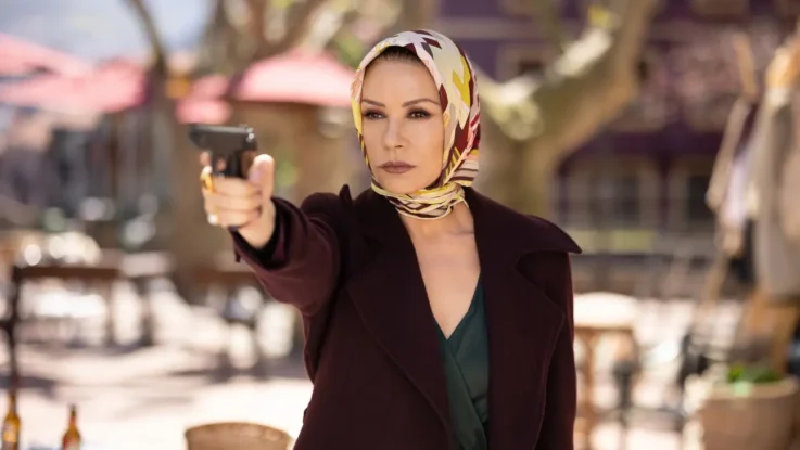 Catherine Zeta Jones as Jackie Price